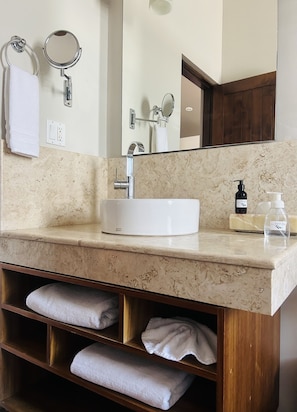 Bathroom - San Angel Suites (Cabo San Lucas)