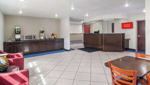 Lobby-lounge