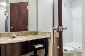Articles de toilette (gratuits), serviettes fournies