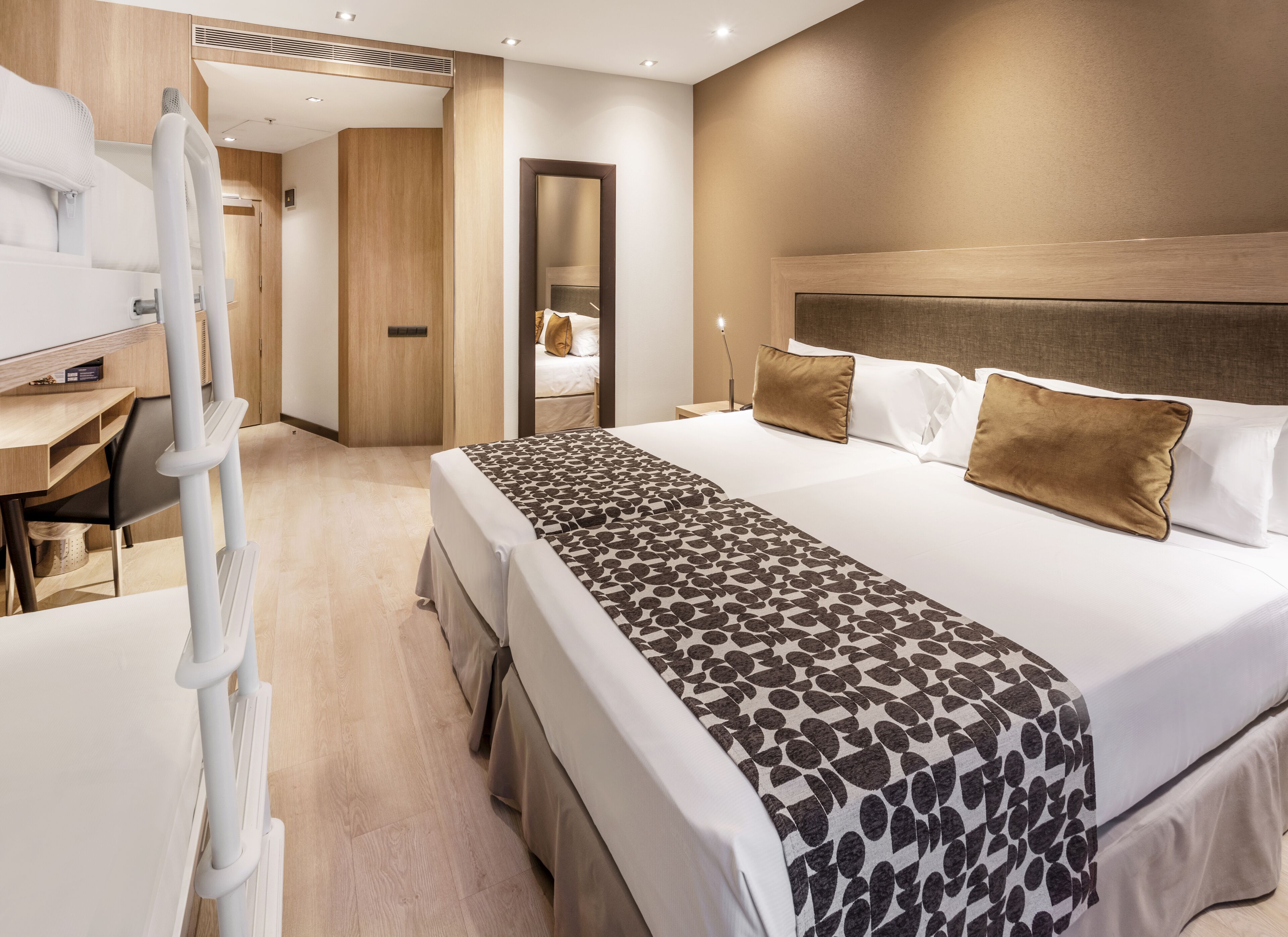 family room (2 adults + 2 children) | 1 bedroom, minibar, in-room safe, desk