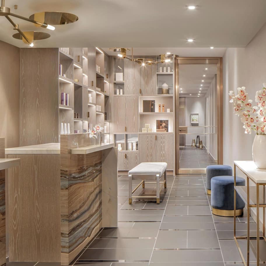 Couples treatment rooms, sauna, hot tub, steam room, body treatments