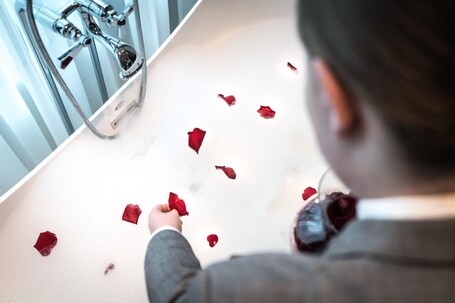 The St. Regis Toronto - Image 42