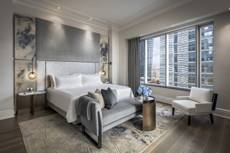 The St. Regis Toronto - Image 12