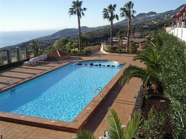 Outdoor pool - Apartamentos Los Molinos (Brena Baja)