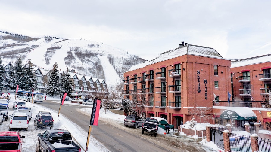 Shadow Ridge by All Seasons Resort Lodging