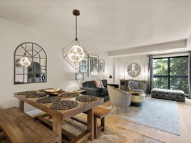 1 Bedroom Condominium | 起居区 | 27-英寸电视（配备有线频道）