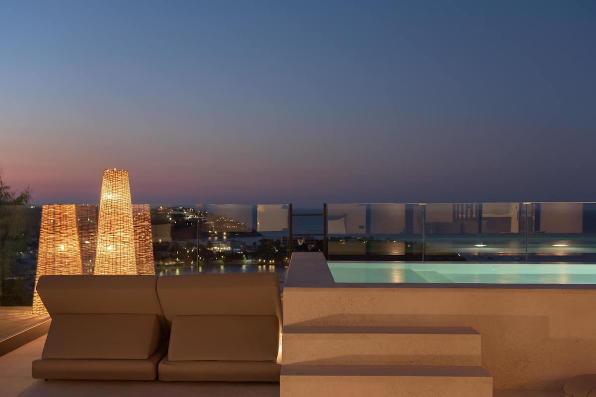 Hilltop Executive Suite with Jacuzzi and Private Pool, Panoramic Sea View - Adults Only | Premium bedding, in-room safe, soundproofing, iron/ironing board
