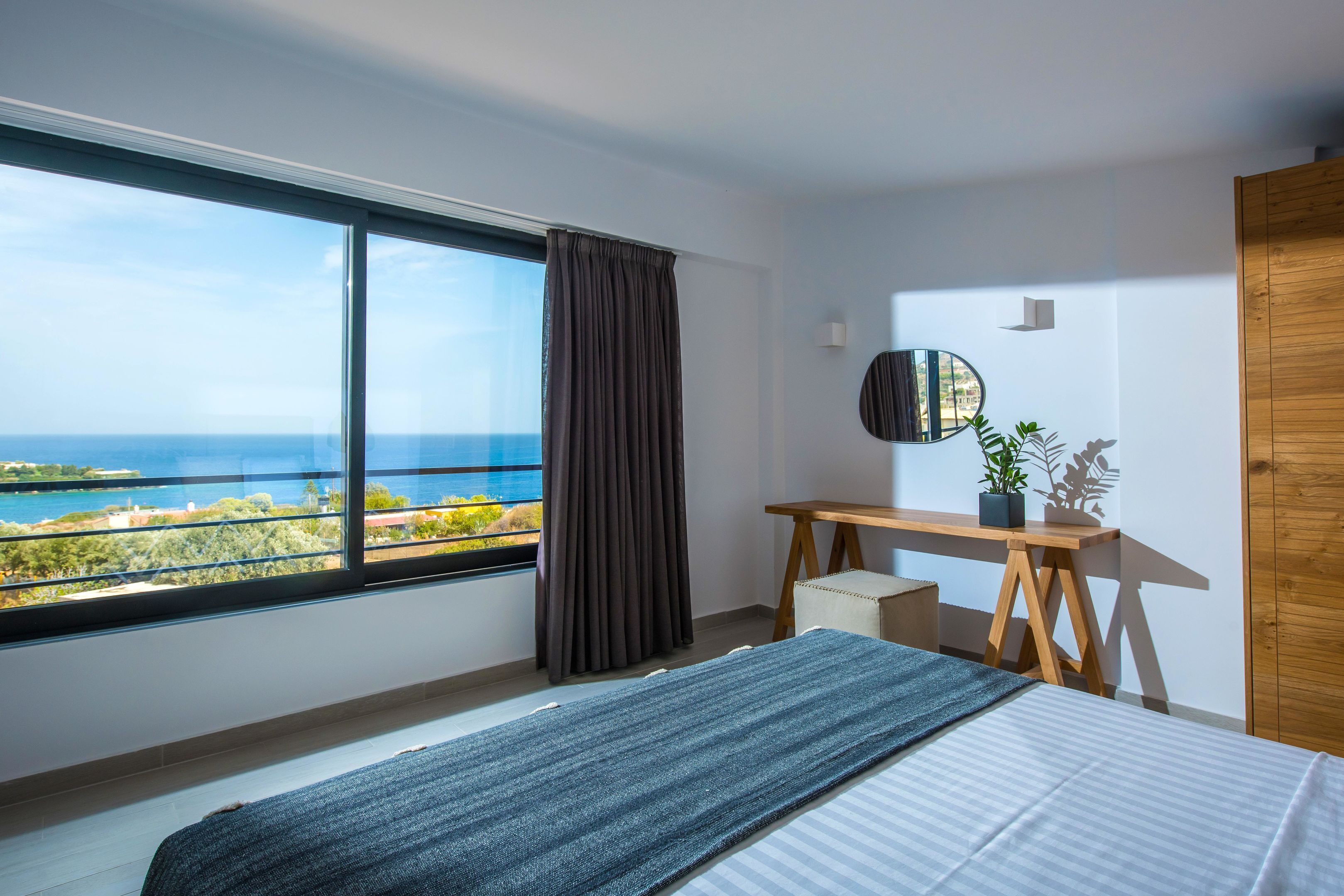 Deluxe Maisonette Sea View | Premium bedding, in-room safe, soundproofing, iron/ironing board