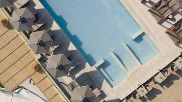 2 outdoor pools, pool umbrellas, sun loungers