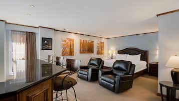 Tabla de planchar con plancha, wifi gratis y ropa de cama