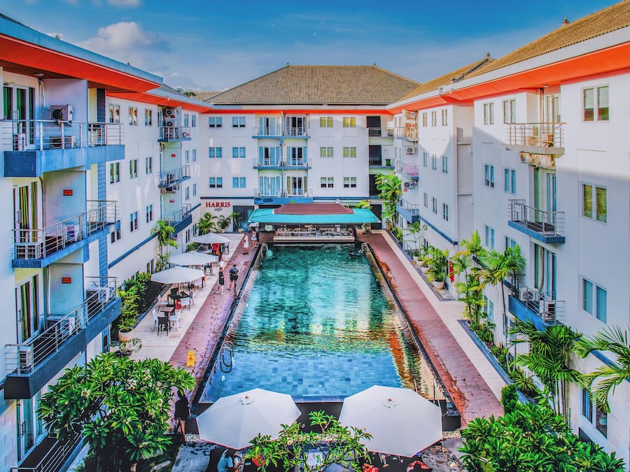 3 utendørsbassenger