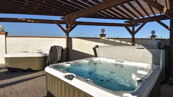 室外 SPA 浴池