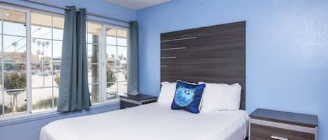 Standard Double Room, 2 Bedrooms, Park View (Kitchenware not included) | Desk, blackout drapes, free WiFi, bed sheets