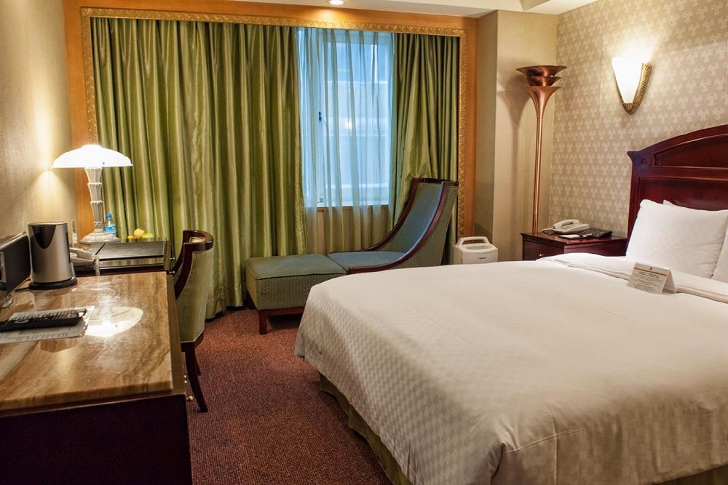 superior room, 1 double bed | in-room safe, desk, soundproofing, iron/ironing board