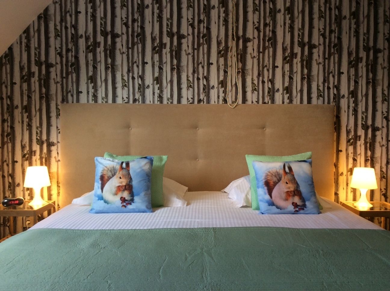 double room | down duvets, minibar, individually decorated, desk