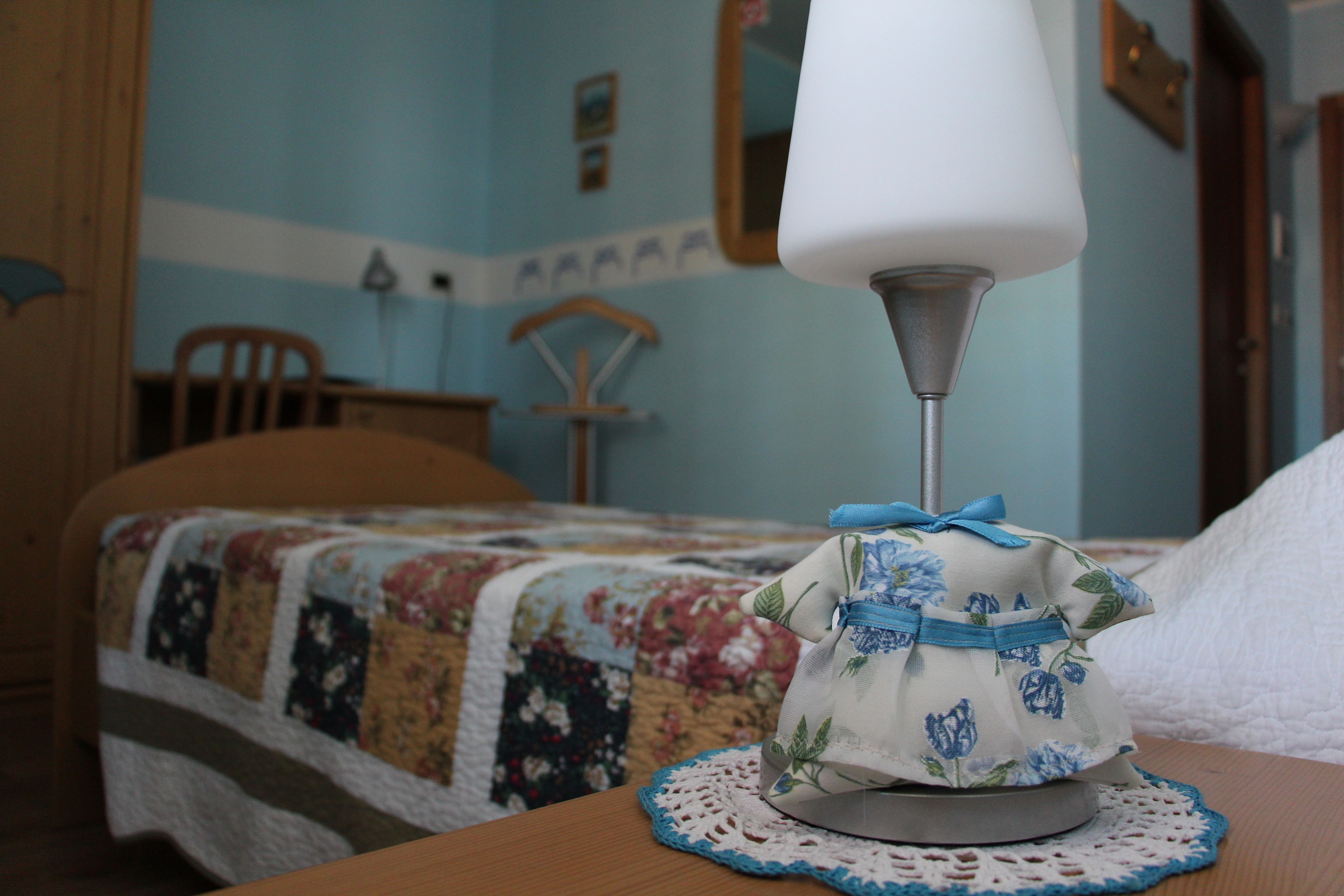 single room | in-room safe, individually decorated, desk, cots/infant beds