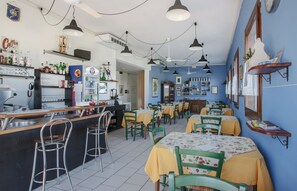 บาร์ (ในที่พัก)