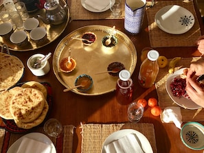 Buffetaamiainen