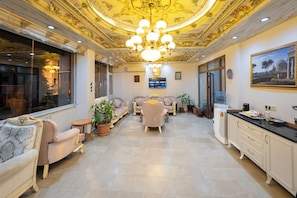 Reception - Basileus Hotel (Istanbul)