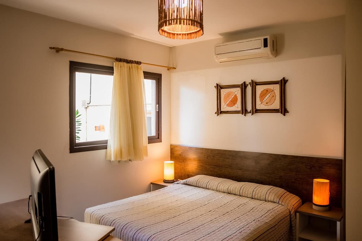 In-room safe, desk, iron/ironing board (on request), WiFi (free)