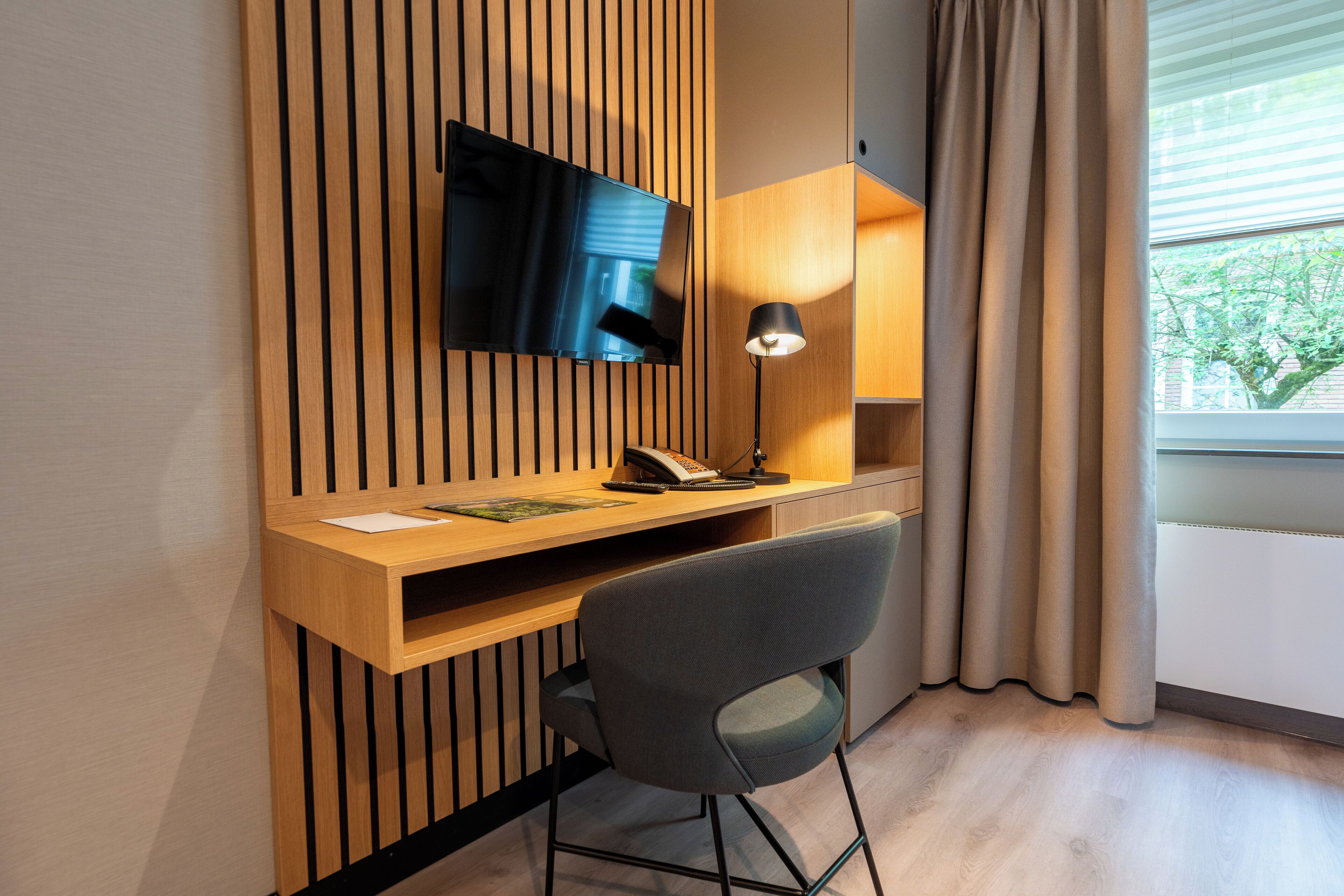 premium single room | 1 bedroom, premium bedding, desk, free wifi