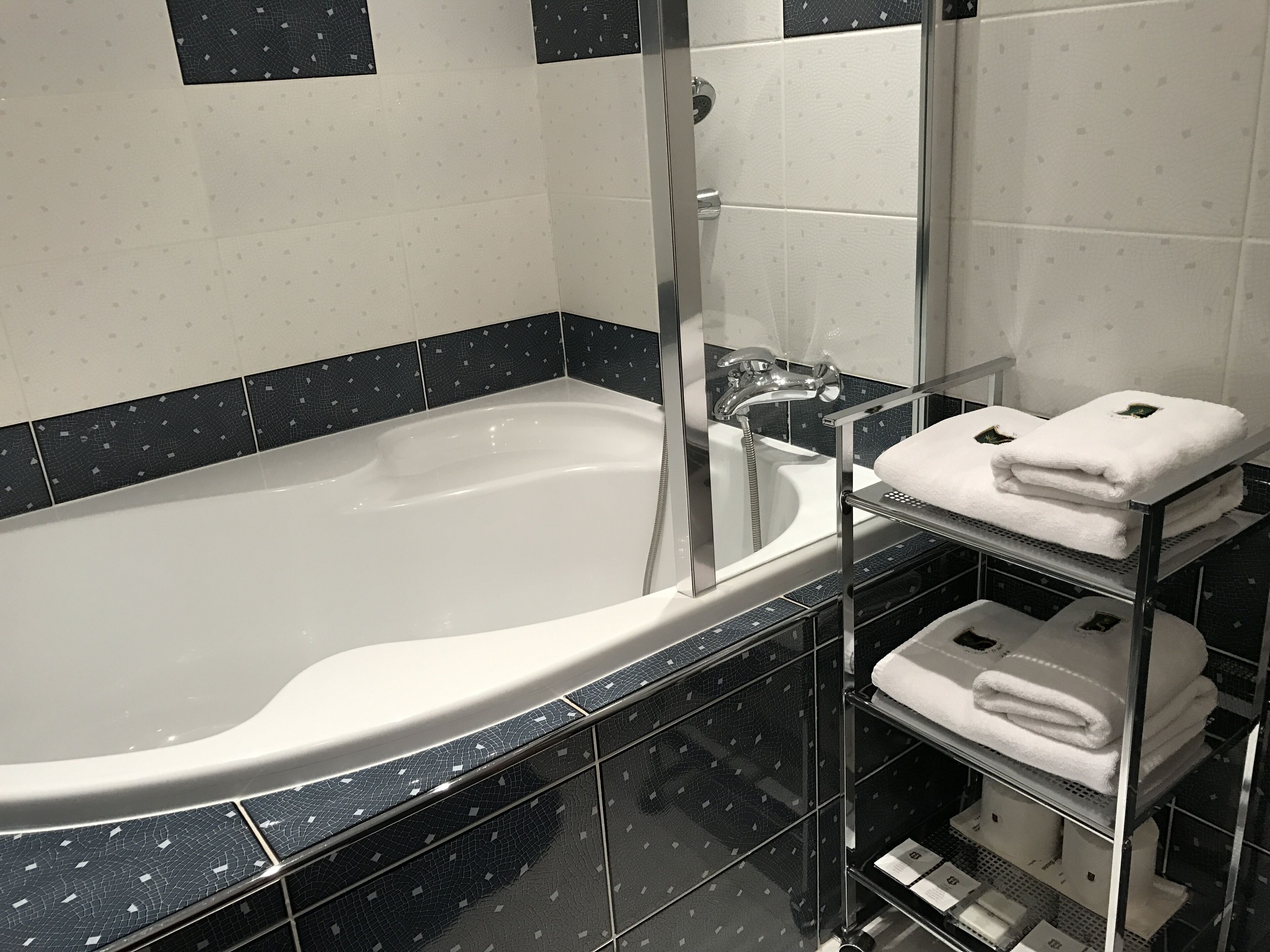 premium suite (suite 009) | bathroom | shower, designer toiletries, hair dryer, slippers