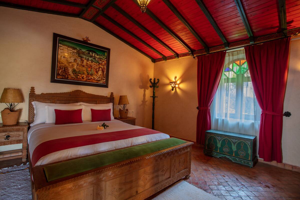 1 bedroom, pillowtop beds, minibar, blackout drapes