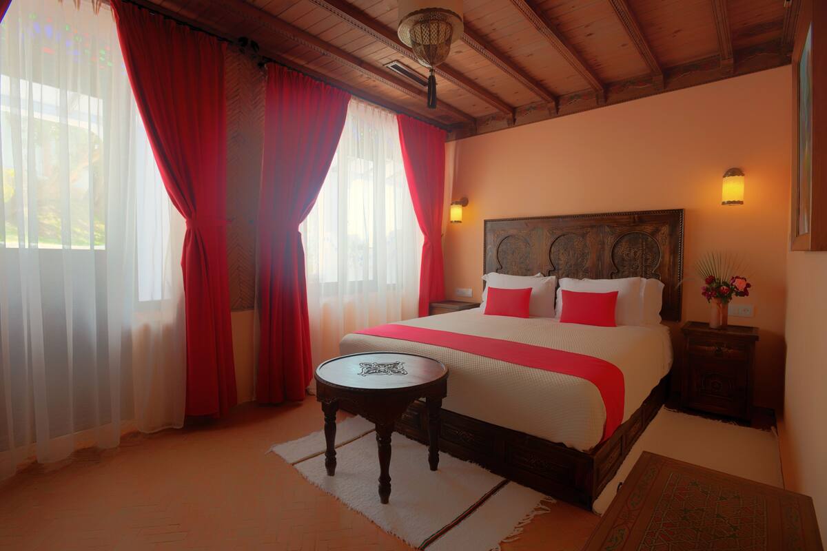 Double or Twin Room | 1 bedroom, pillowtop beds, minibar, blackout drapes
