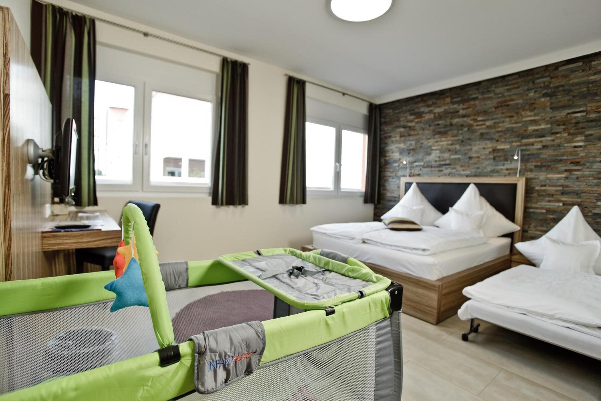 in-room safe, desk, blackout curtains, free wifi