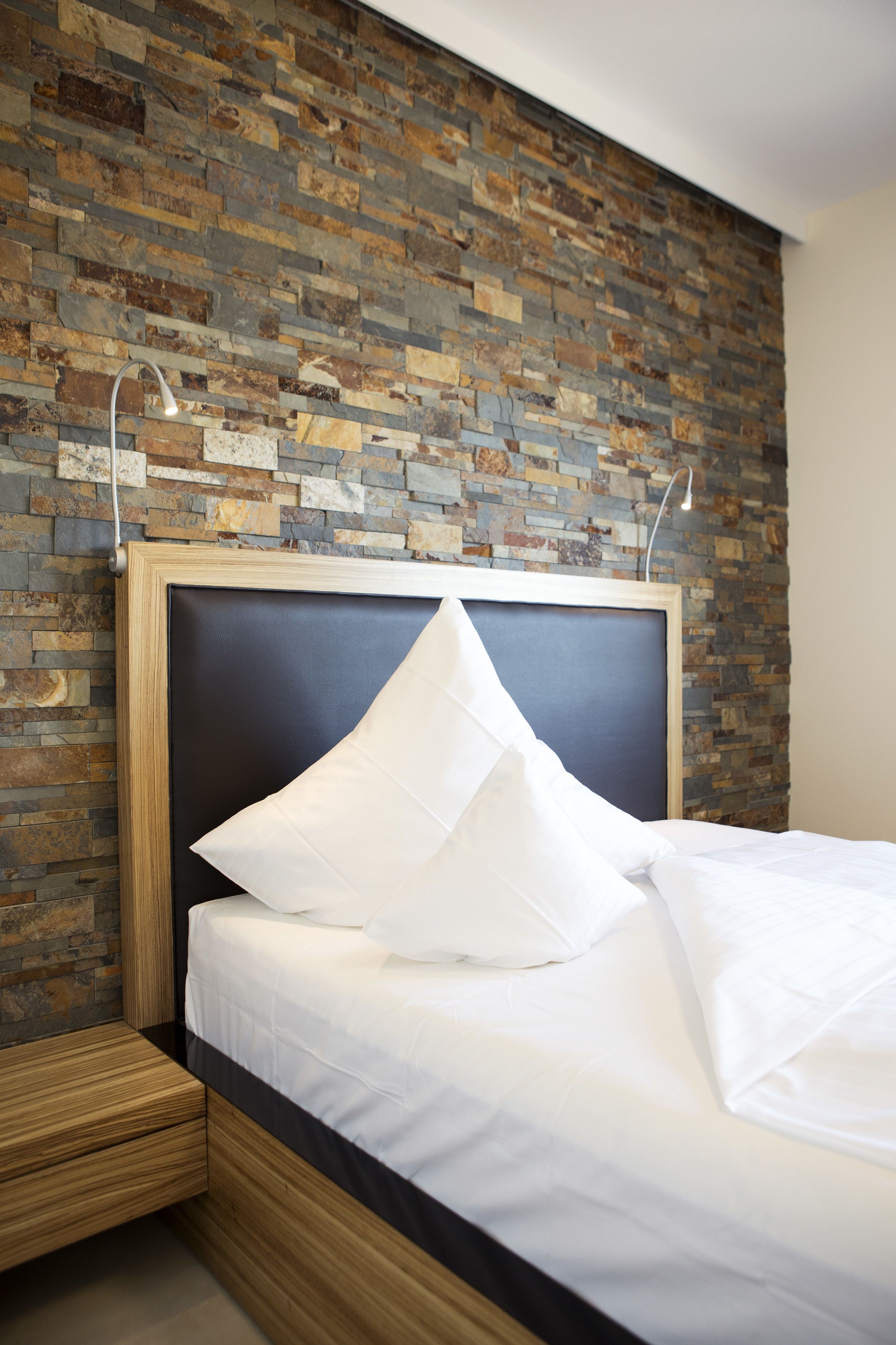 single room | in-room safe, desk, blackout curtains, free wifi