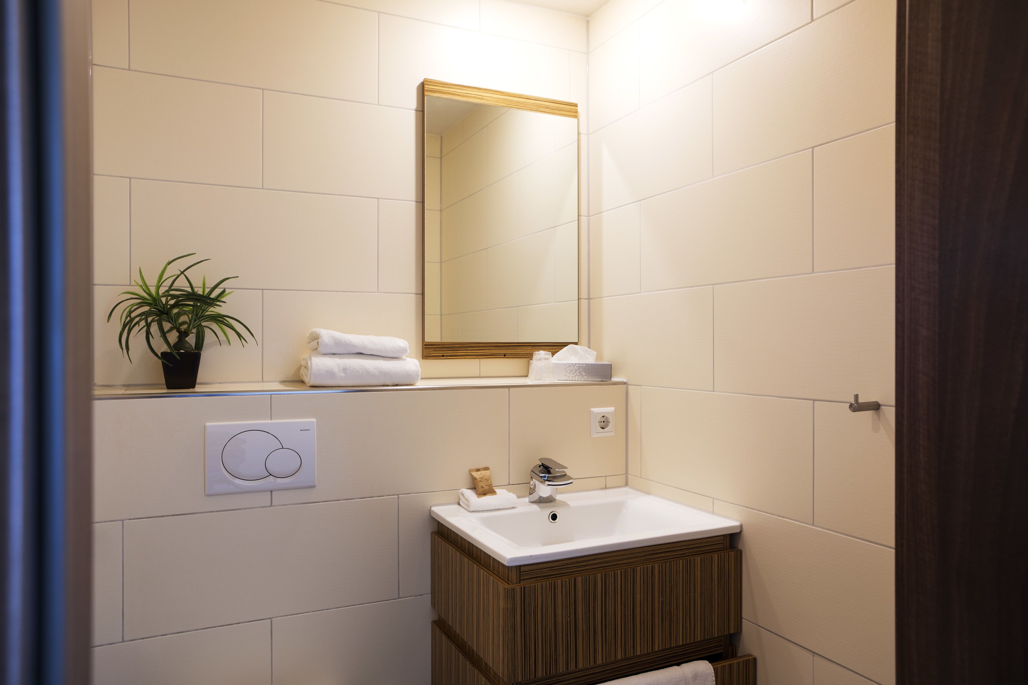 single room | bathroom sink