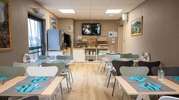 Daily buffet breakfast (EUR 12.90 per person)