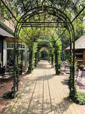 Terrace/patio. Heidegrund