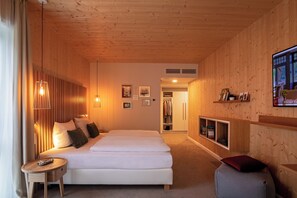 Minibar, in-room safe, desk, blackout drapes