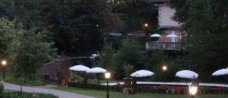 Enceinte de lâhĂ©bergement