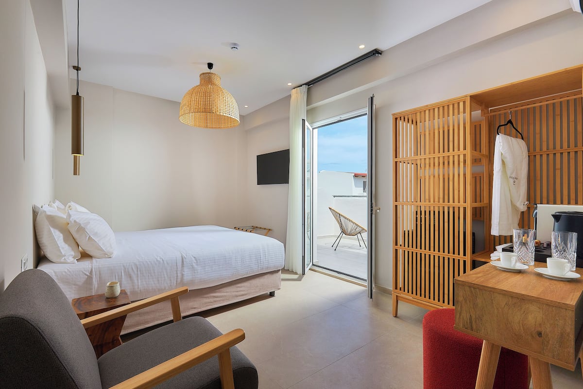 Lakens van Egyptisch katoen, luxe beddengoed, een minibar