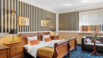 Junior Suite, 1 King Bed | Desk, iron/ironing board, free cribs/infant beds, free WiFi