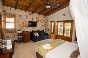 Deluxe Room - The Falls Resort at Manuel Antonio (Quepos)