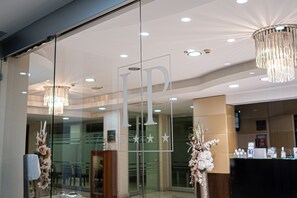 Reception - Hotel Première (Giugliano in Campania)