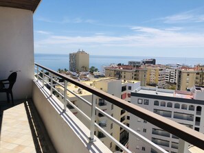 Standard Apartment, 1 Bedroom (4 people) | Beach/ocean view