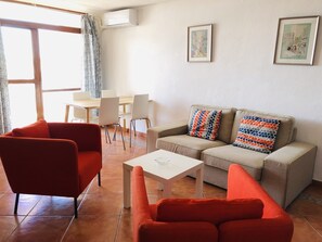 Appartement Standard, 1 chambre (4 people) | Coin séjour | Télévision