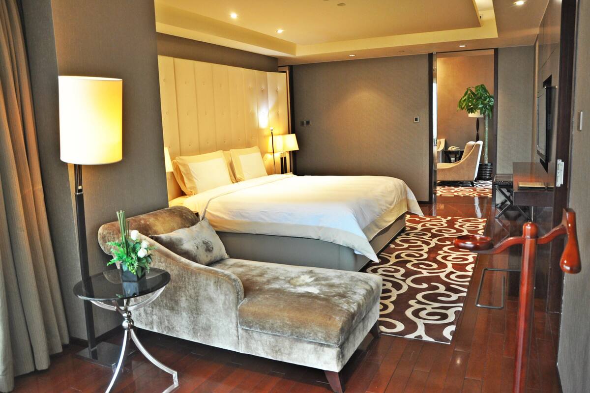 Executive-Suite