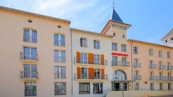 Voorkant van accommodatie