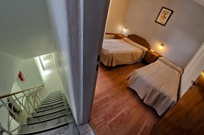 Minibar, in-room safe, desk, free WiFi - Hotel Astor (Buenos Aires)