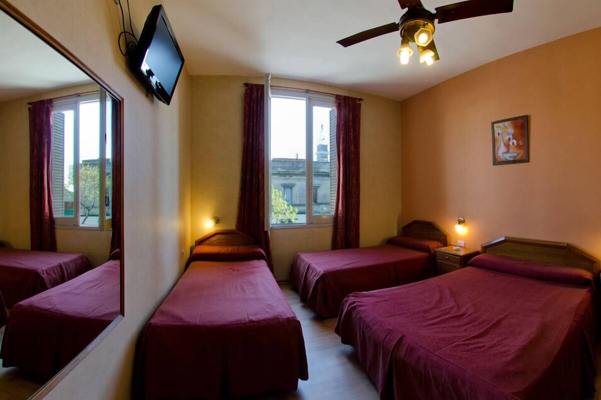 Quadruple Room | Minibar, in-room safe, desk, WiFi (free)