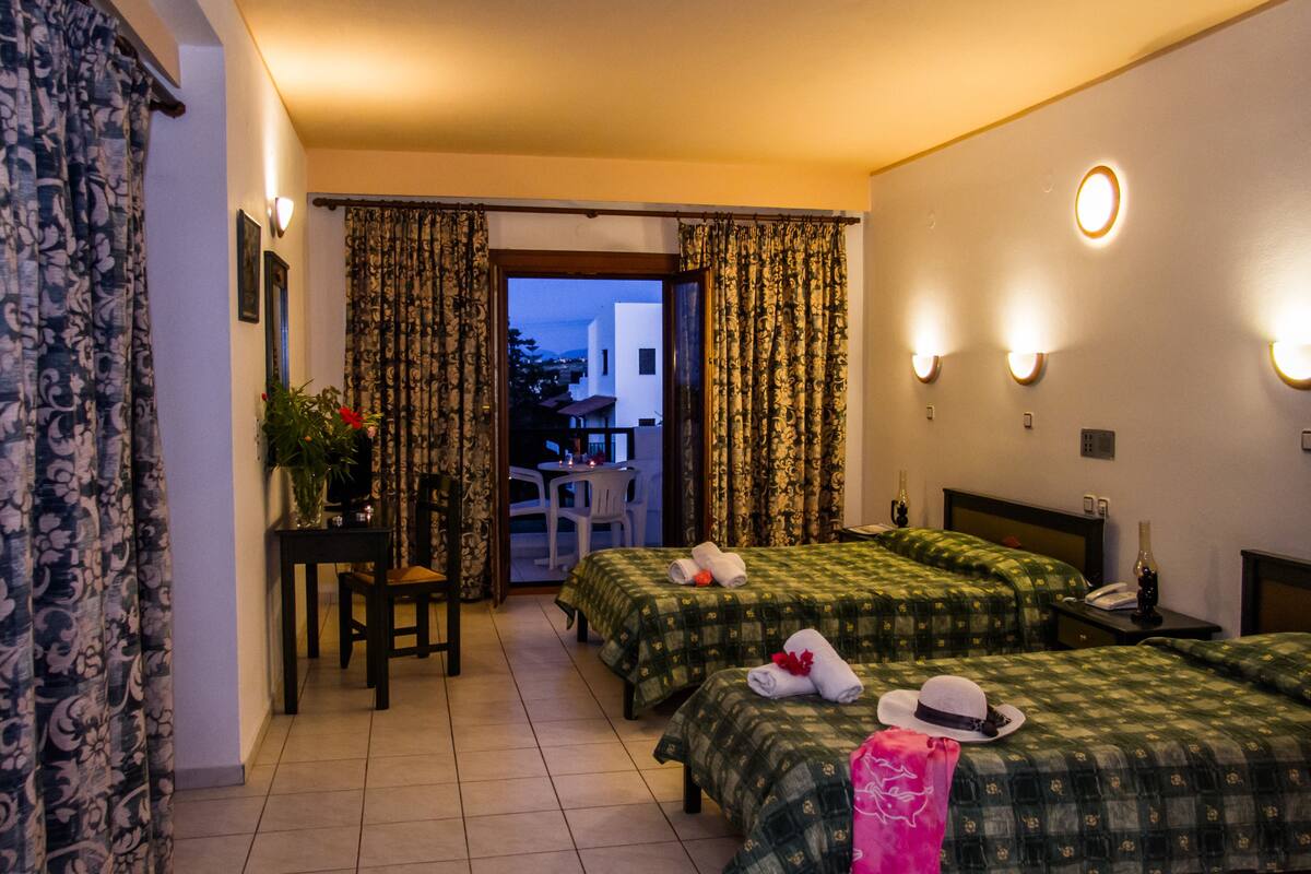 Studio, Garden View | Iron/ironing board (on request), cribs (free), bed sheets