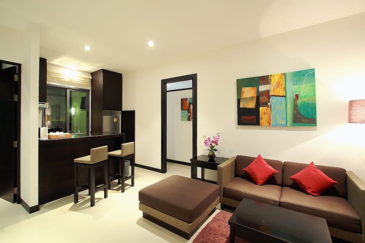 1 bedroom pool villa | Private kitchenette | Full-size fridge, microwave, stovetop, dishwasher