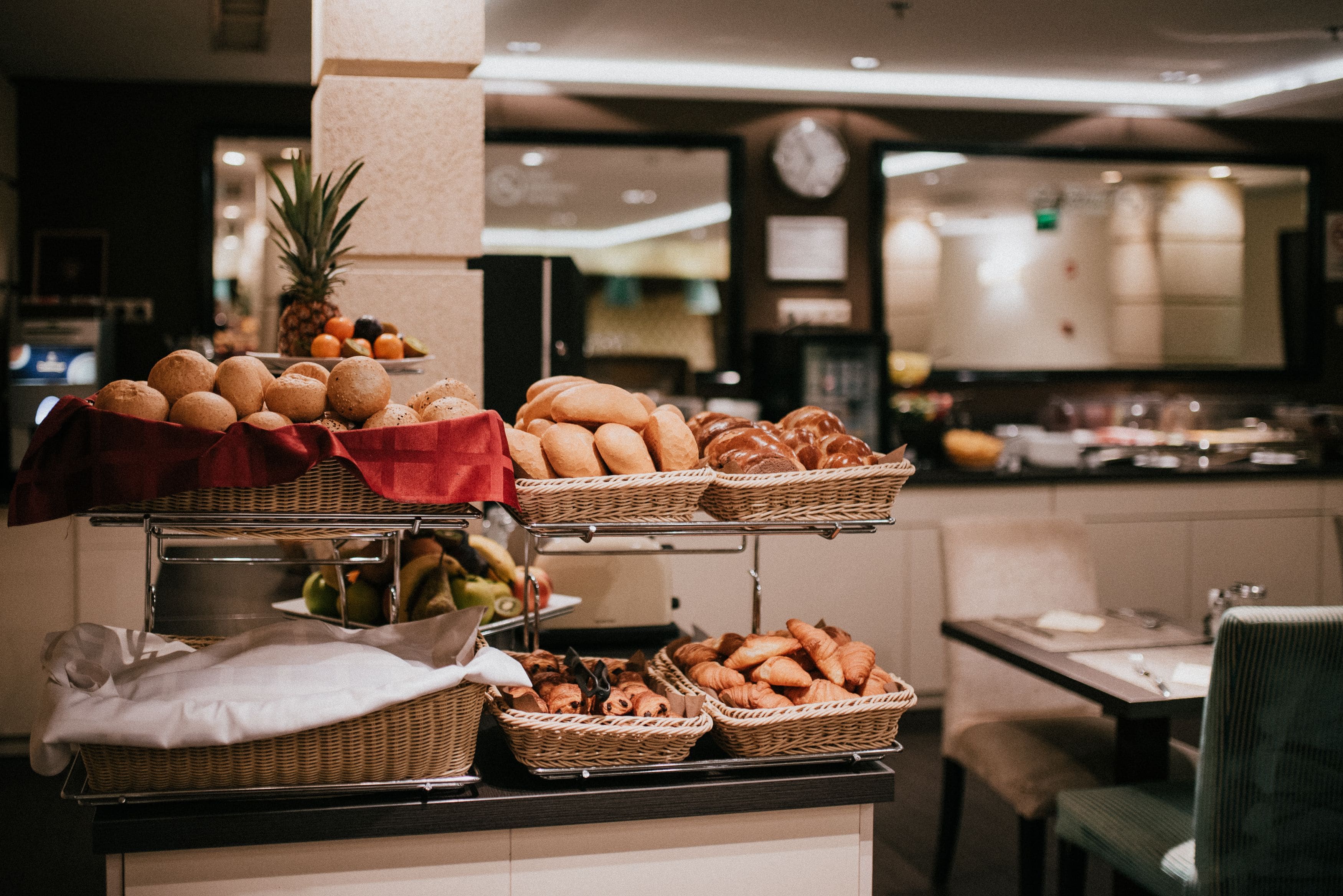 Daily buffet breakfast (HUF 5000 per person)
