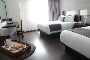 Standard Double Room | In-room safe, desk, laptop workspace, blackout drapes