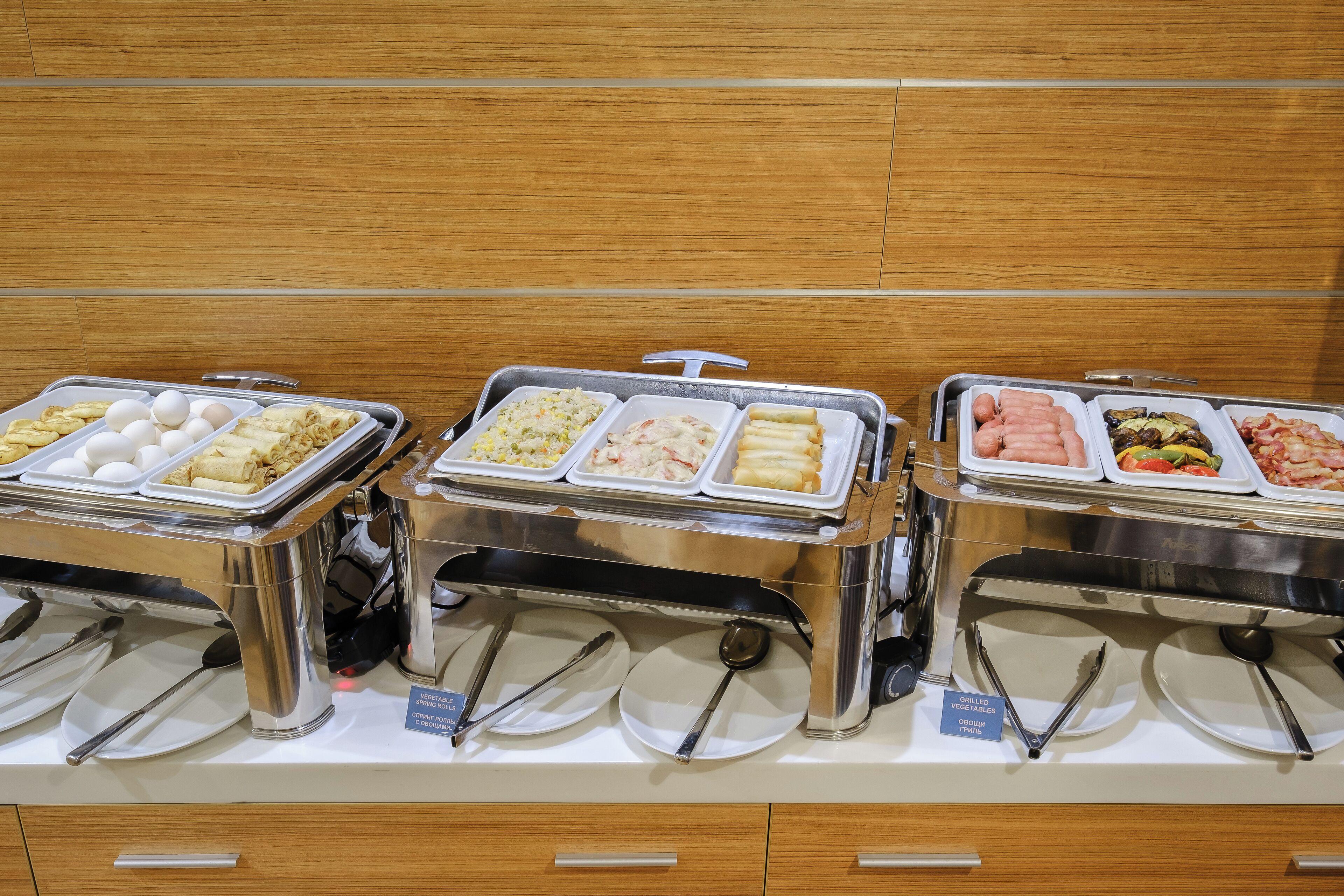 뷔페 아침 식사